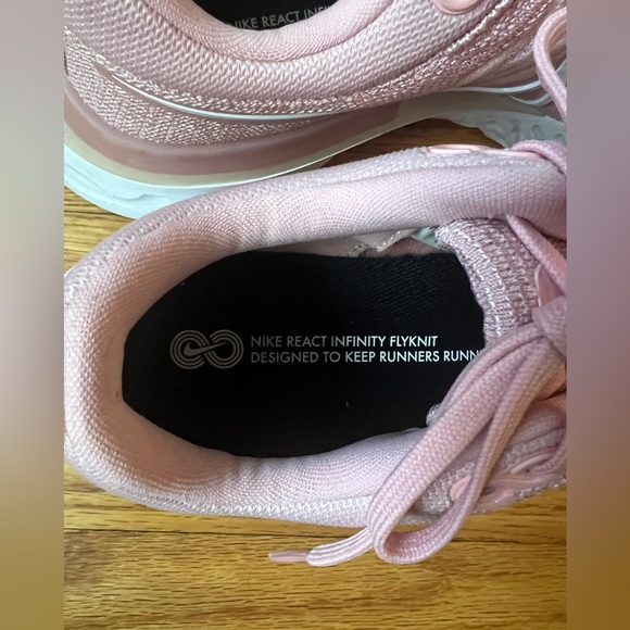 NEW Nike React Infinity Flyknit (size us 8.5) - Picture 6 of 9